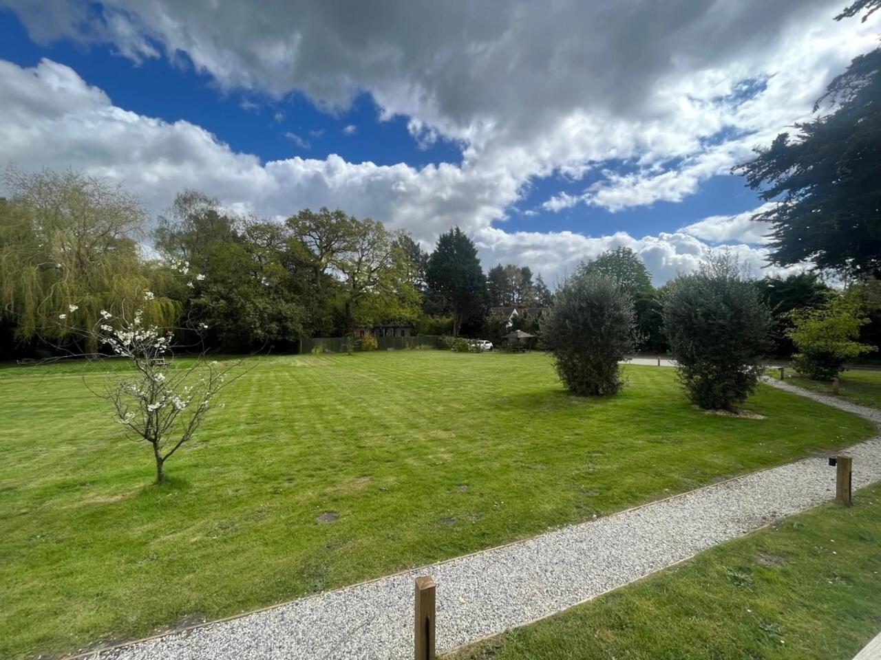 Little Paddock Villa Ringwood Exterior photo
